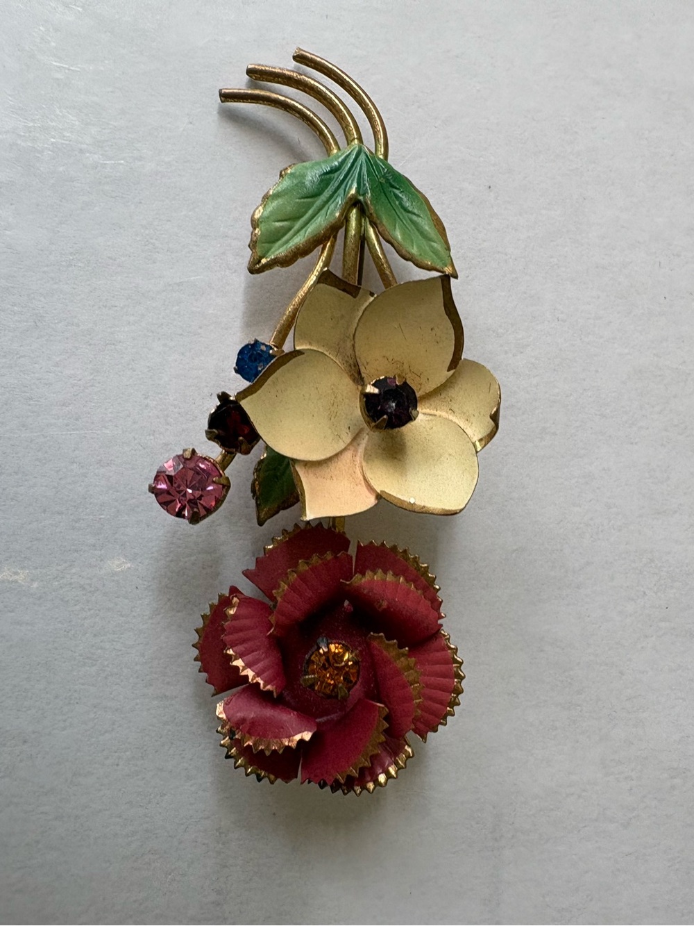 Vintage Gold-Tone Floral Brooch with Red Green Enamel Accents